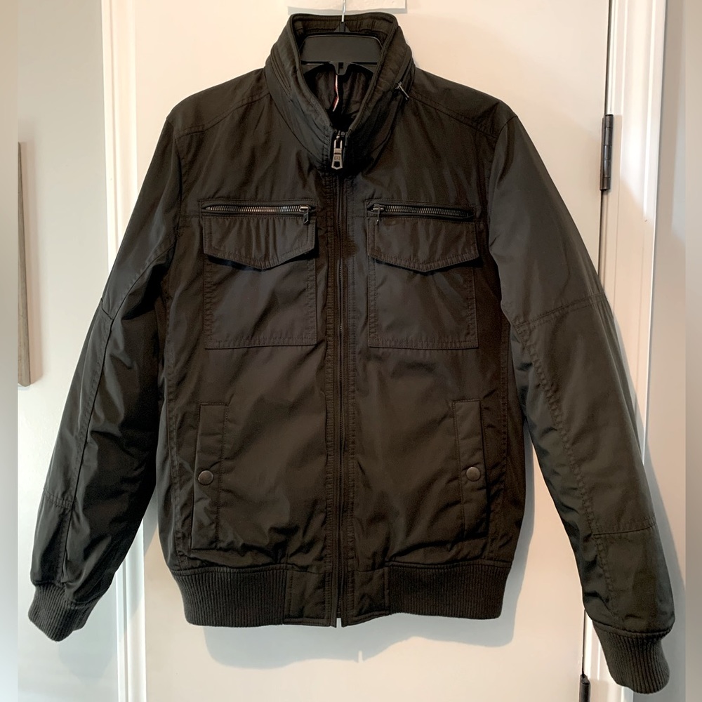 Tommy Hilfiger- like new